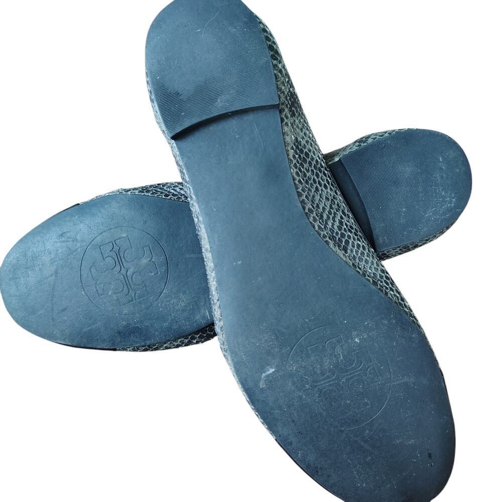 Tory Burch Gray Python Embossed Leather & Black P… - image 5